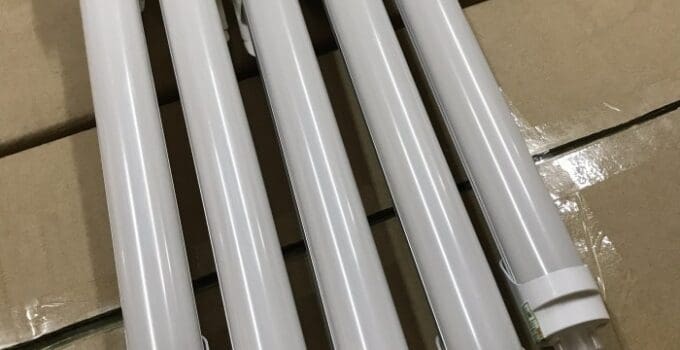 Đèn Tuýp LED 1m2: Giải Pháp Chiếu Sáng Hiện Đại, Tiết Kiệm & Bền Bỉ