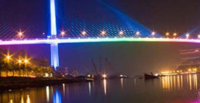 Chiếu sáng cầu: Nghệ thuật và Kỹ thuật trong Thiết kế Đô thị