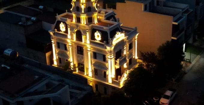 Đèn Chiếu Cột, Đèn Rọi Cột Ngoài Trời: Thắp Sáng Kiến Trúc, Nâng Tầm Không Gian