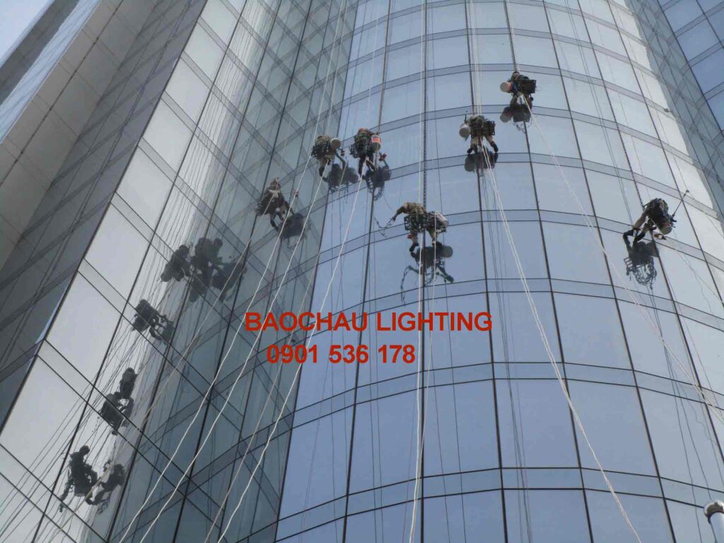 Thi công LED facade mặt dựng tòa nhà văn phòng tại TP.HCM