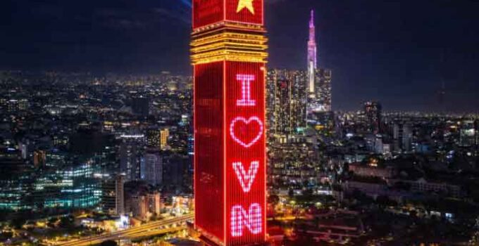 chiếu sáng tòa nhà
